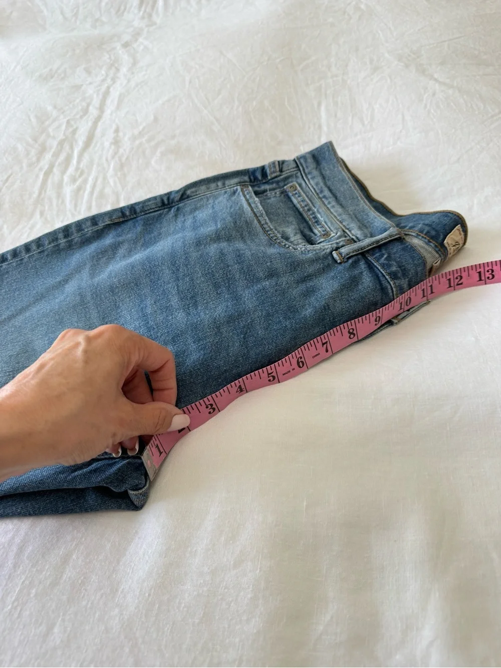 J.Crew | Men's 34x31 | Medium Wash Blue 770 Straight Fit Denim Jeans | Stretch